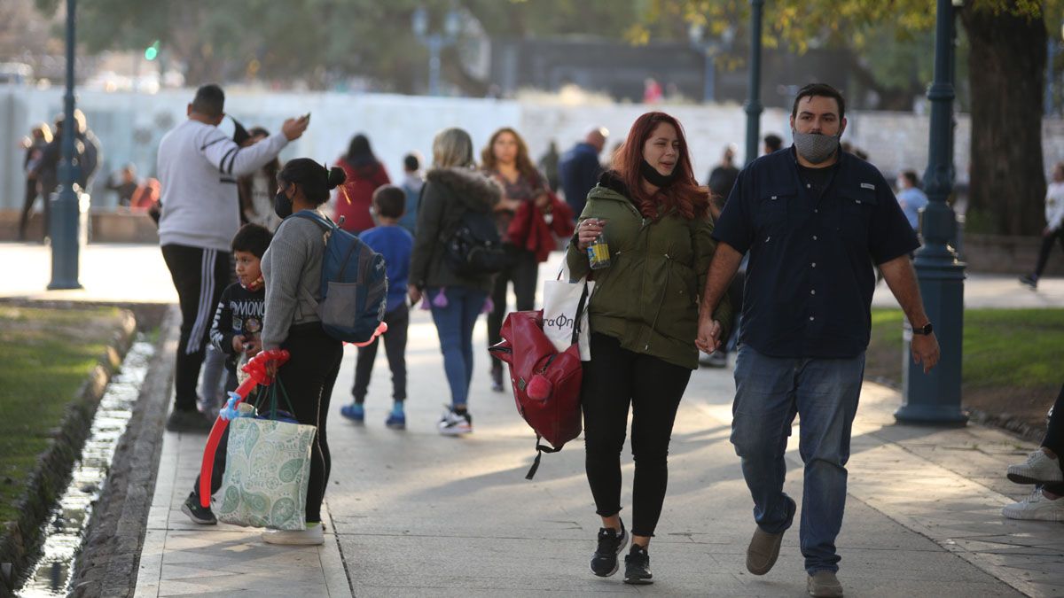 Covid en Mendoza: se registró una leve baja en los contagios