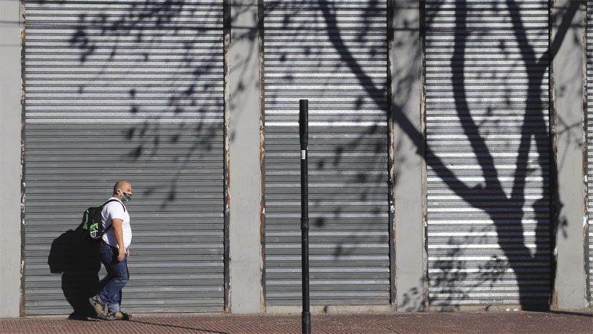 ¿Deberíamos volver a cuarentena absoluta? Qué dicen los infectólogos del Gobierno sobre la Fase 1