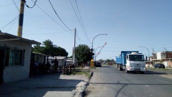 Una pareja intentó ahogar a su hijo de 9 años y fue detenida