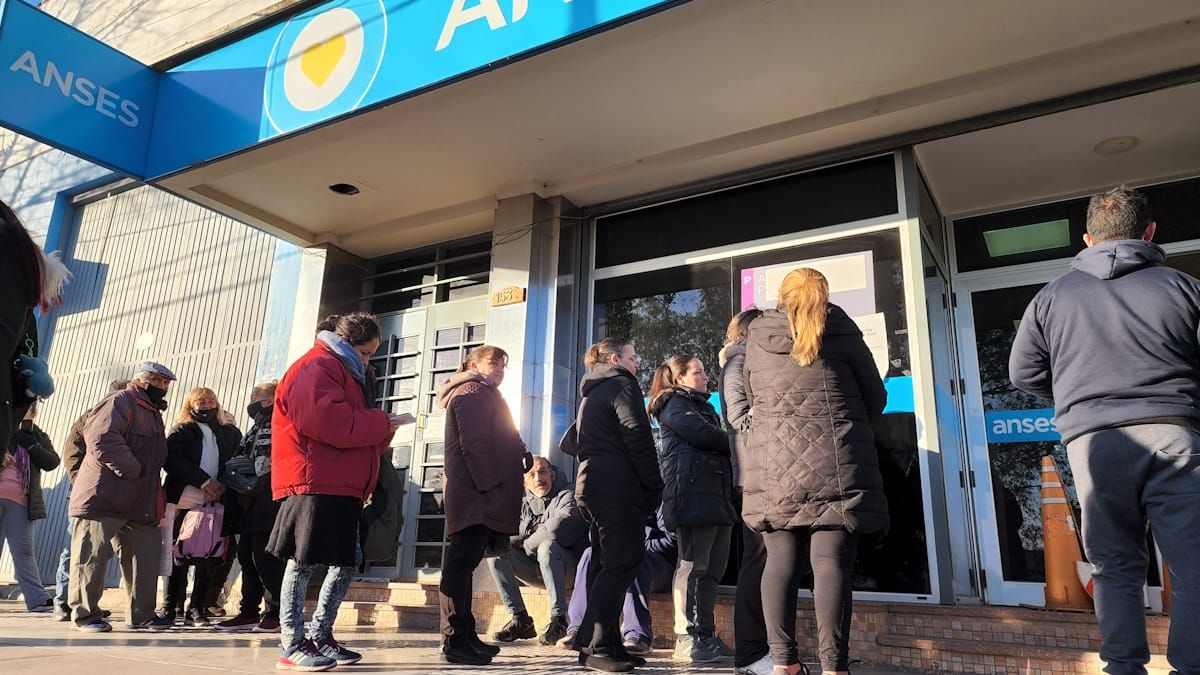ANSES: quiénes cobran este jueves 15 de septiembre de 2022 - Vimarsana News