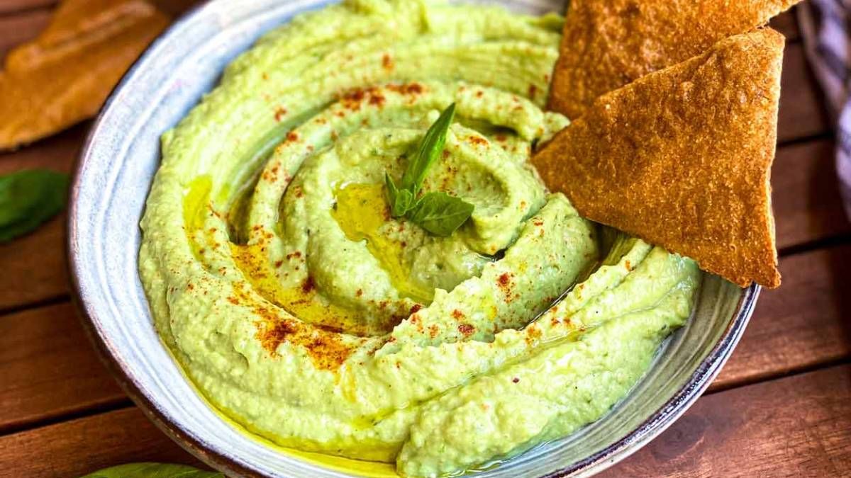 Recetas: Hummus de palta. Foto. gentileza comeviveviaja.