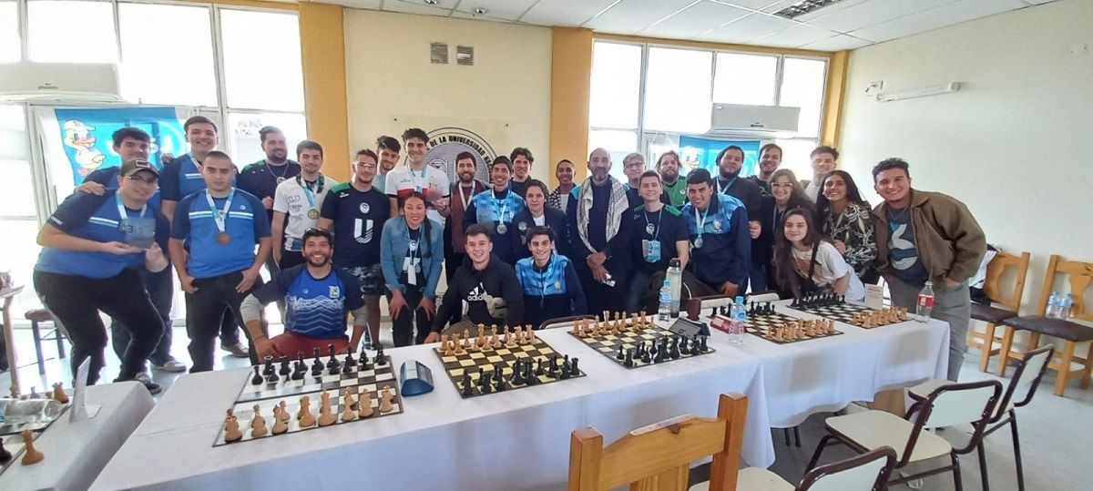 El ajedrez fue uno de los deportes en los que se pudo competir en estos juegos. 