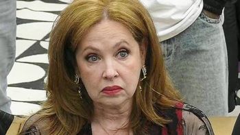 ¿Indignada? La reacción de Andrea del Boca por la llegada de Grecia Colmenares a Gran Hermano ¿Indignada? La reacción de Andrea del Boca por la llegada de Grecia Colmenares a Gran Hermano