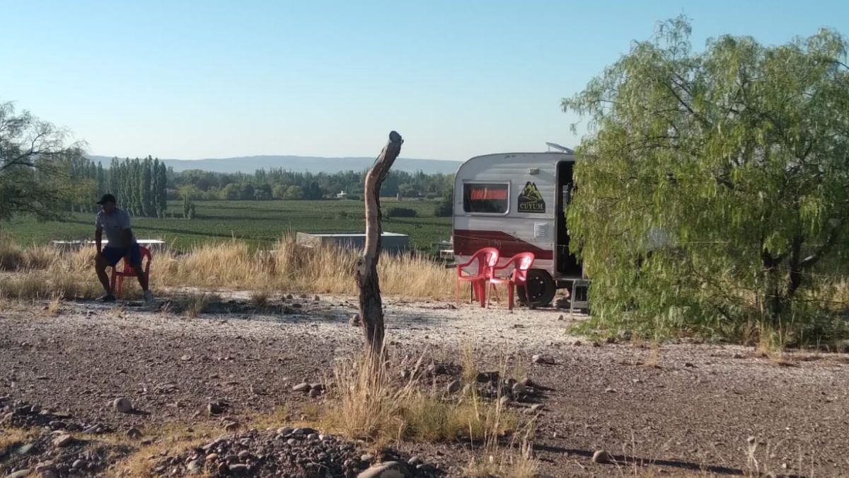 La casilla que se instaló en los terrenos que Héctor Durigutti denuncia como propios en Las Compuertas, Luján de Cuyo. La casilla que se instaló en los terrenos que Héctor Durigutti denuncia como propios en Las Compuertas, Luján de Cuyo.
