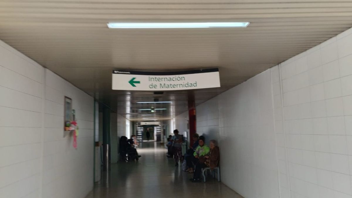 La nena de 13 años tuvo a su hijo en el hospital de La Paz, donde sufrió una gran hemorragia y fue trasladada al Perrupato. La nena de 13 años tuvo a su hijo en el hospital de La Paz, donde sufrió una gran hemorragia y fue trasladada al Perrupato.