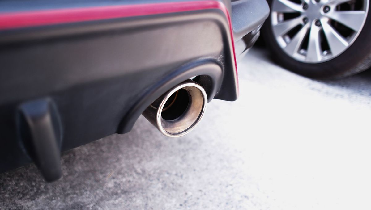 El caño de escape es una parte esencial del auto, que asegura su funcionamiento y el bienestar del motor. El caño de escape es una parte esencial del auto, que asegura su funcionamiento y el bienestar del motor. 