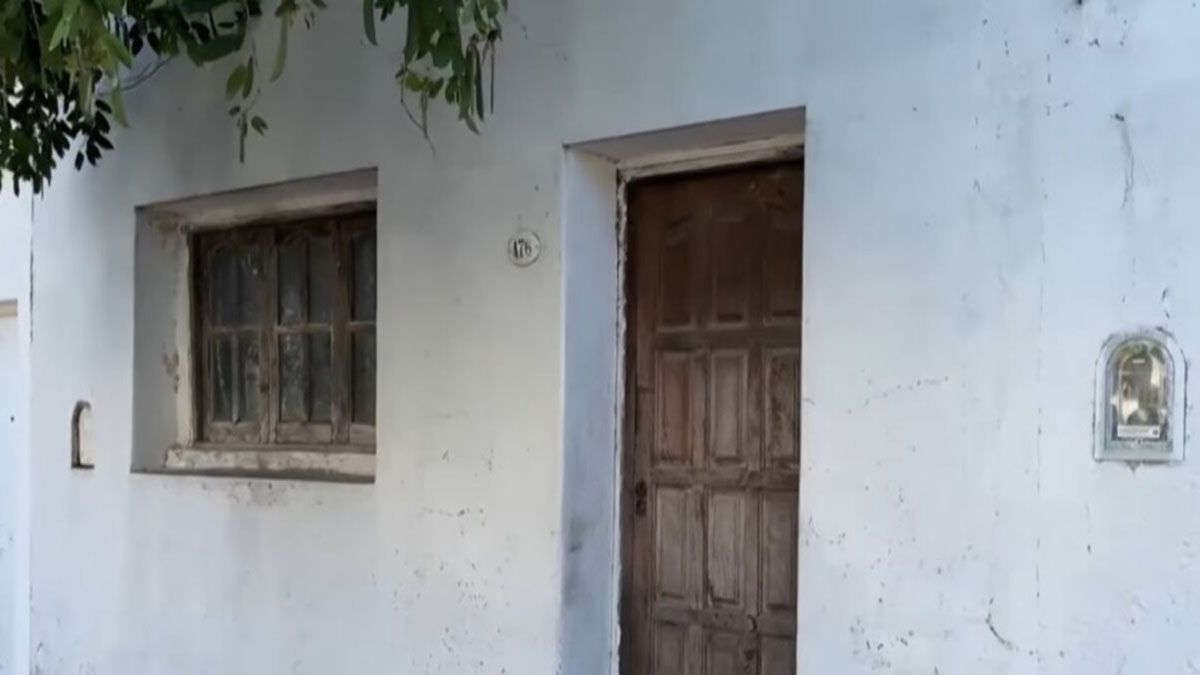 La casa de la jubilada asesinada por su nieto de 17 a&ntilde;os queda a 100 de una comisar&iacute;a y frente a la Ayudant&iacute;a Fiscal.