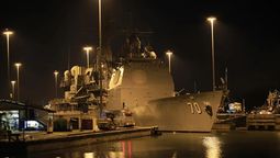 El buque USS Lake Erie (CG-70), que hace parte del despliegue militar de Estados Unidos en el Caribe para presionar al Gobierno de Venezuela (Archivo). Crédito: EFE/ Bienvenido Velasco.
