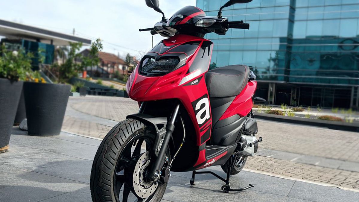El scooter Aprilia SR 160 es un modelo urbano que cuenta con m&aacute;s de 10% de componentes locales.