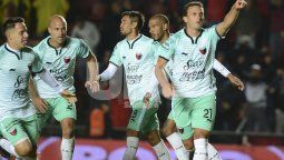 Con un segundo tiempo demoledor Con un segundo tiempo demoledor