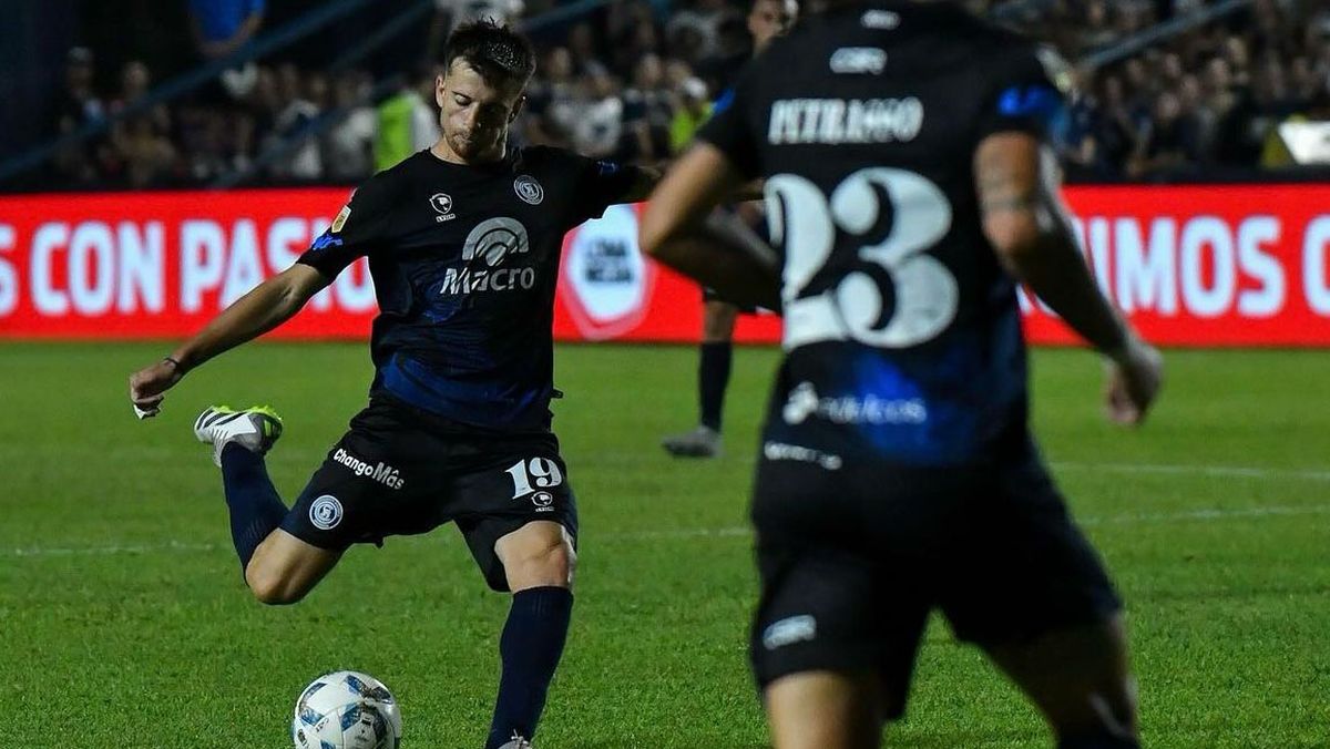 Antonio Napolitano ha tenido buenos rendimientos en Independiente Rivadavia.