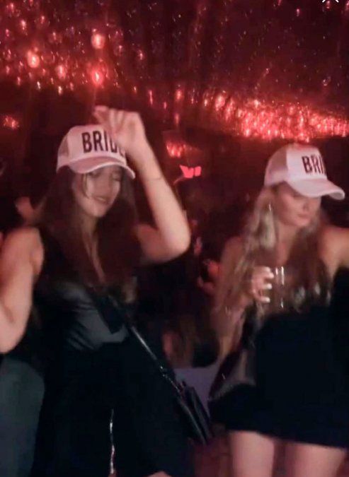 Barbie Vélez tuvo su despedida de soltera junto a sus amigas