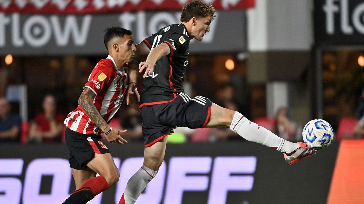 Facundp Colidio sería titular en River, que se medirá con Estudiantes.