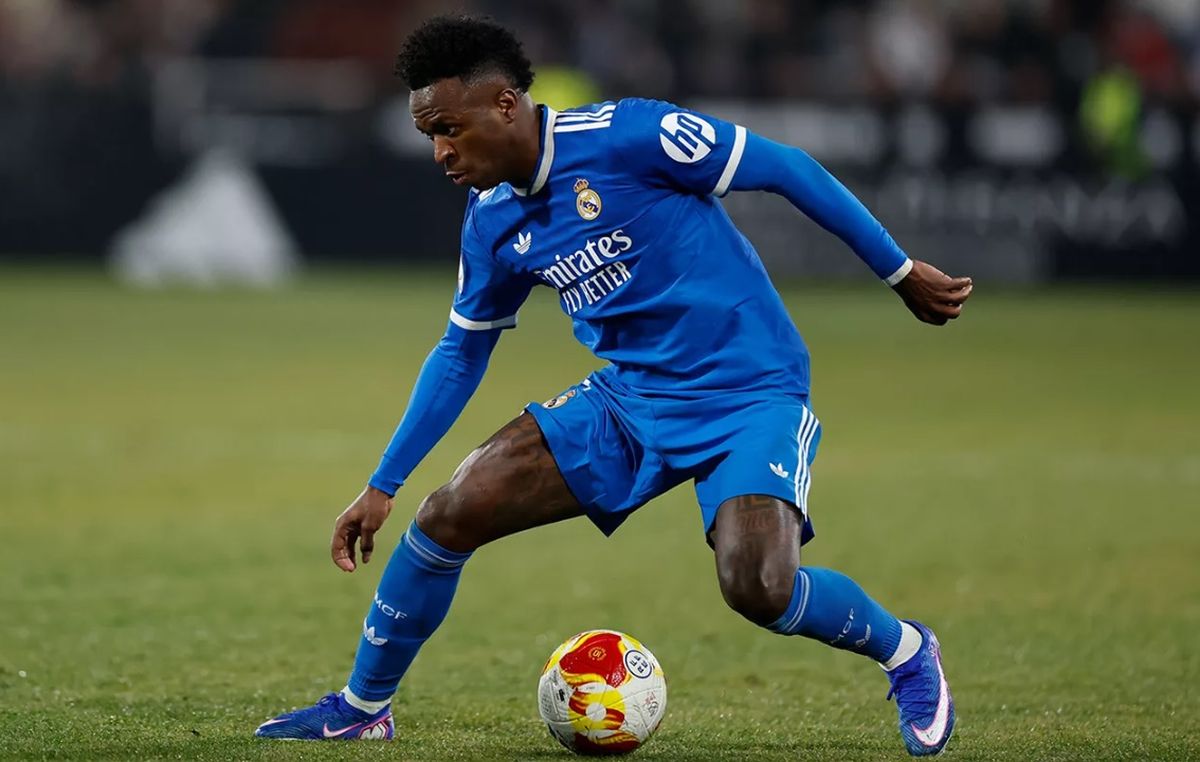 El delantero del Real Madrid nuevamente fue v&iacute;ctima de c&aacute;nticos racistas.