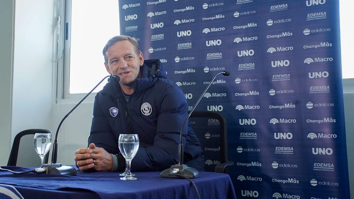 El entrenador de la Lepra habló en el Gargantini. El entrenador de la Lepra habló en el Gargantini.