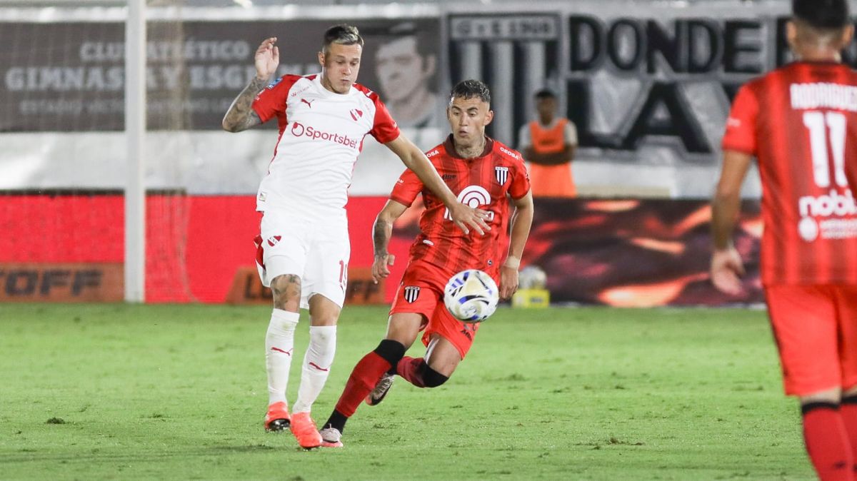 Gimnasia e Independiente no se sacan diferencias.