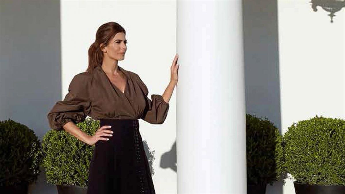 Juliana Awada posó en la quinta presidencial para Vogue España