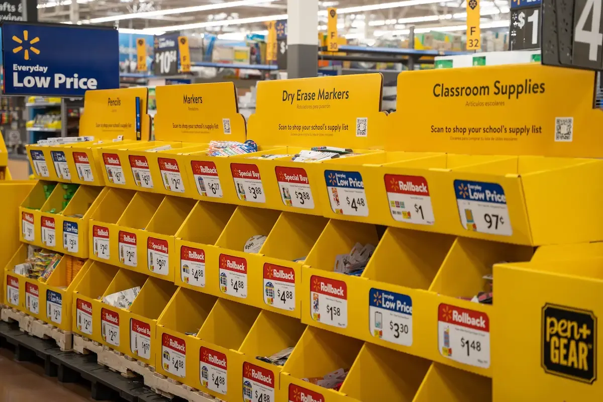 Walmart consideró que las ventas habían sido bajas. Walmart consideró que las ventas habían sido bajas.