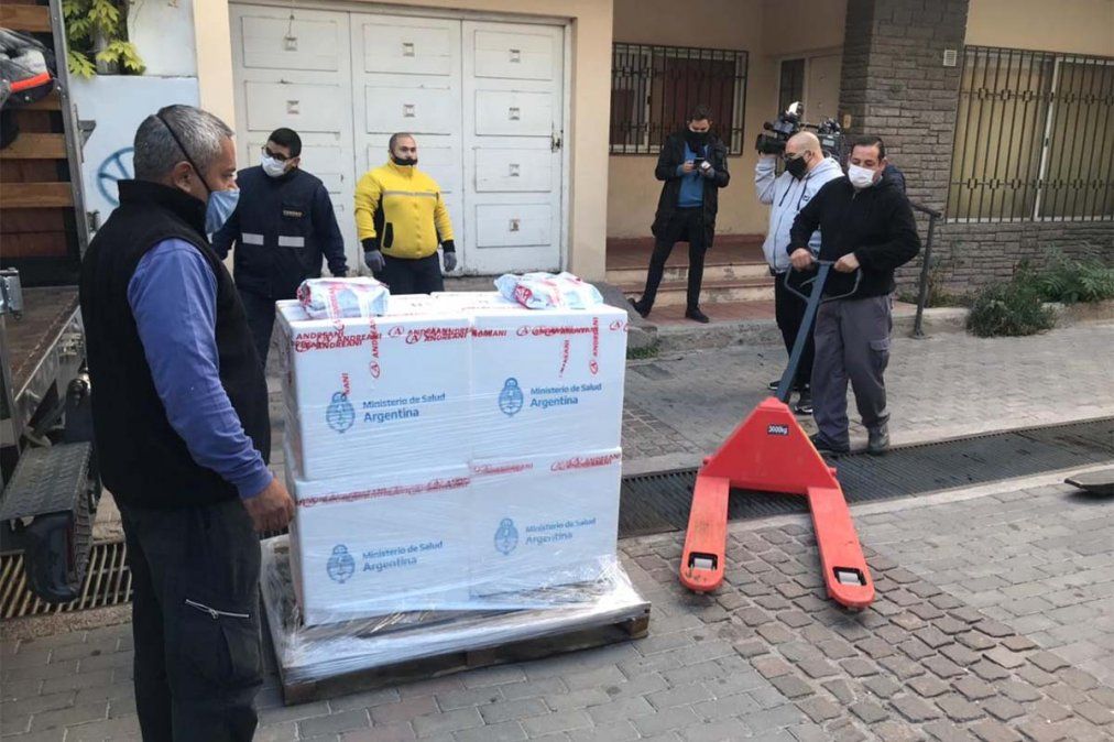 Mendoza recibió más de 28.000 dosis de Sputnik V