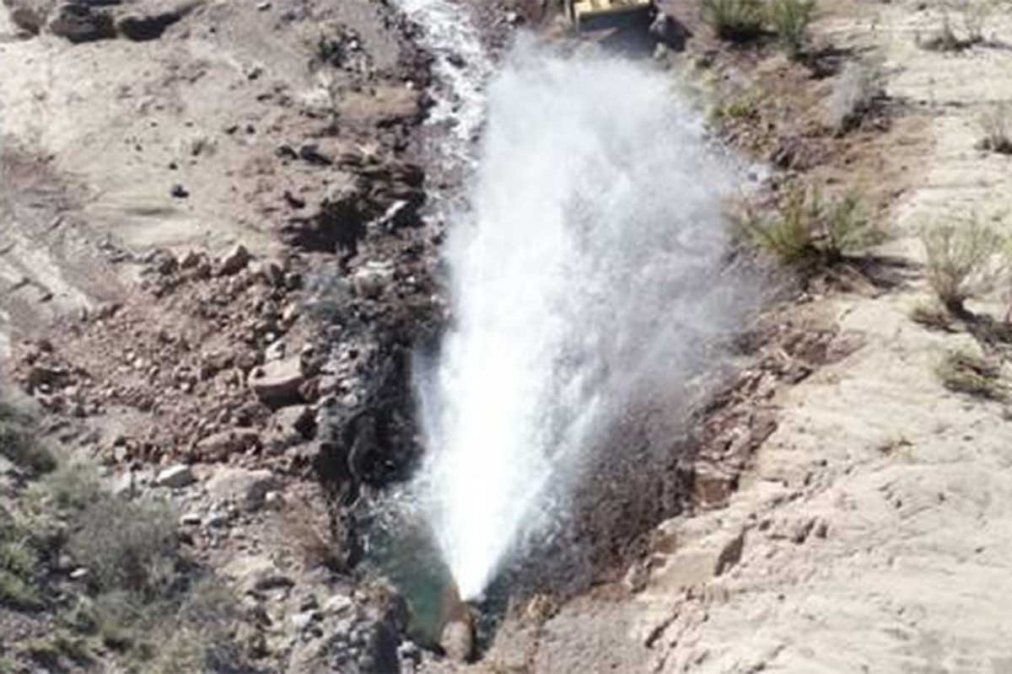 Por la reparación de un caño se espera que parte del Gran Mendoza registre baja presión o cortes en el suministro de agua potable durante el viernes y sábado.