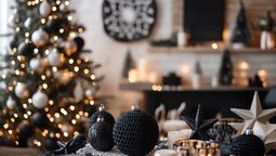 Dile adiós al color verde en Navidad: esta es la nueva tendencia para diciembre 2024