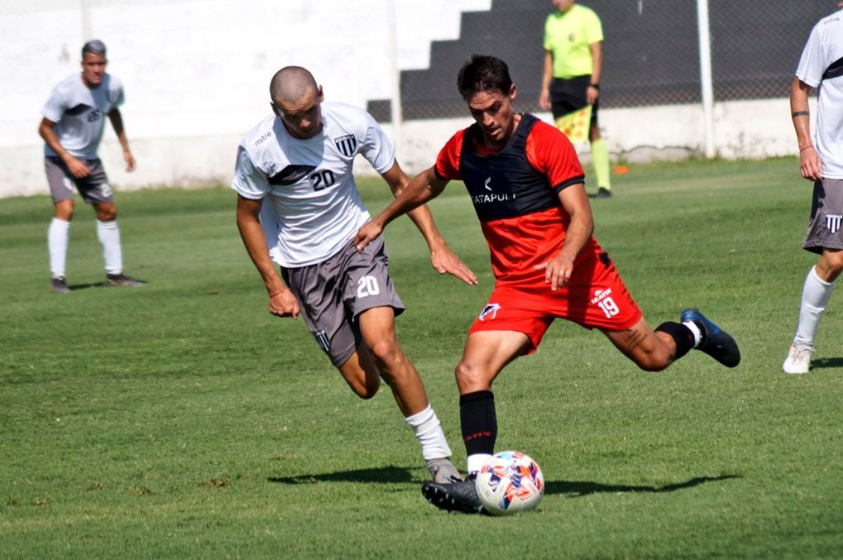 Gimnasia y Esgrima y el Deportivo Maipú se midieron en dos amistosos