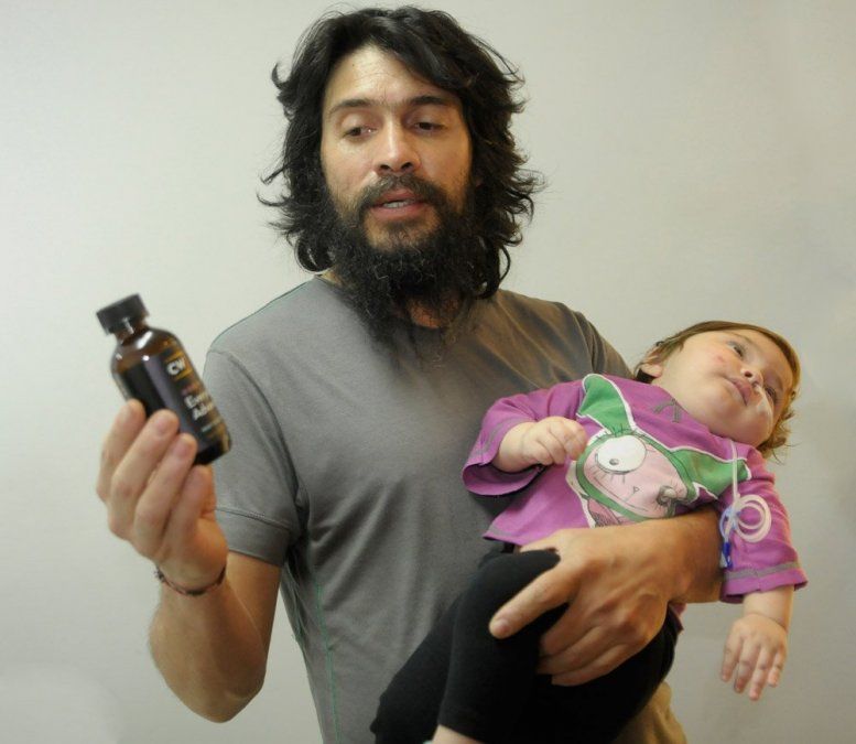 Familia mendocina pide legalizar el cannabis para tratar a su hija de 1 año