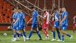 Godoy Cruz no pudo con Unión, pero sigue arriba.