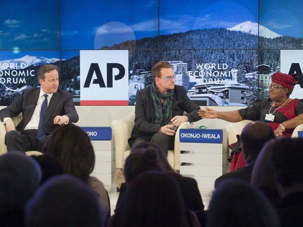 David Cameron y Bono disertaron sobre cambio climático y pobreza