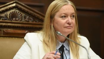 Hebe Casado justificó por qué salió a comprar un auto 0km para el Senado Hebe Casado justificó por qué salió a comprar un auto 0km para el Senado