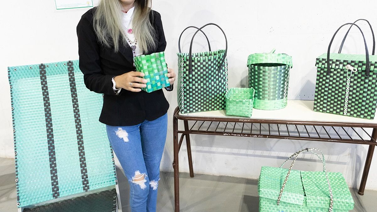 Las chicas de la Unidad 3 participan y han aprendido el oficio por los varones de la Unidad 11. Las chicas de la Unidad 3 participan y han aprendido el oficio por los varones de la Unidad 11.