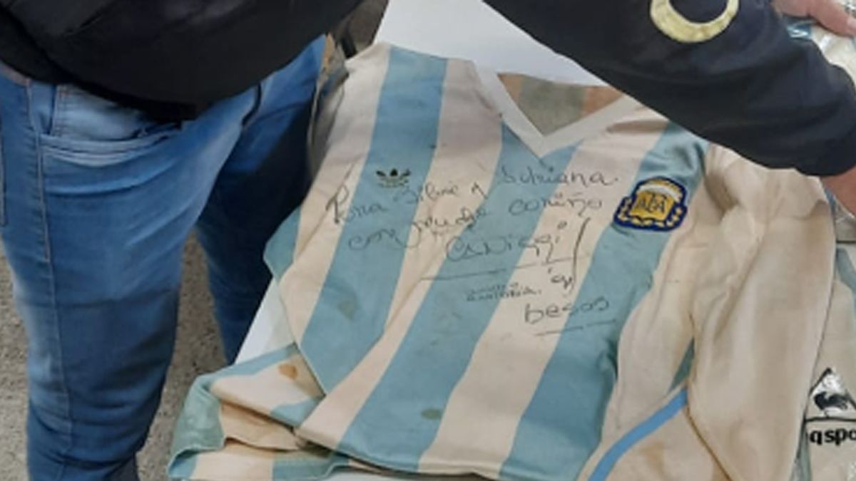 Las camisetas están firmadas por Cani