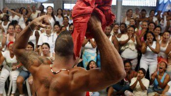 Un raro concurso de belleza en una cárcel