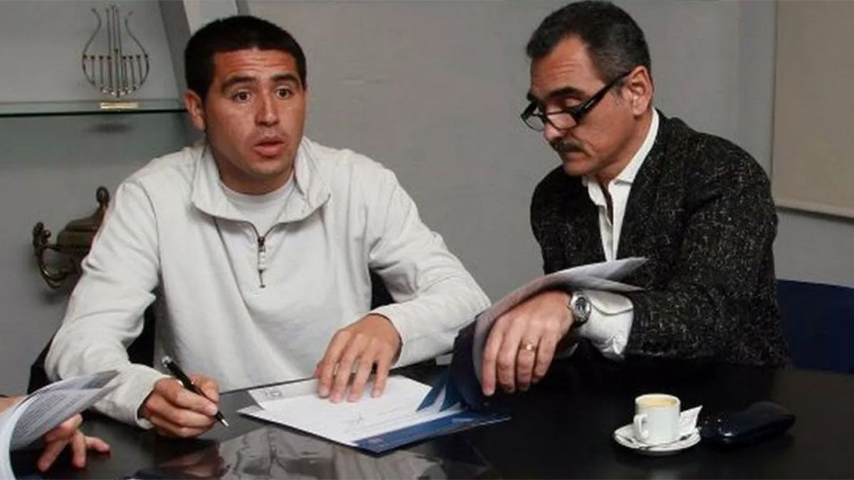 Juan Román Riquelme estba junto a Daniel Bolotnicoff.