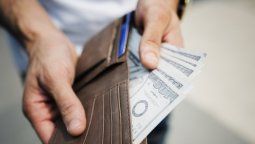 Bajó el dólar blue en Mendoza