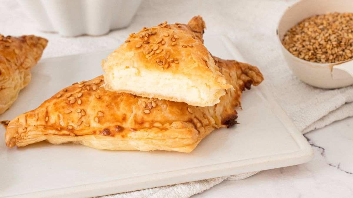 Recetas: cómo hacer pastelitos de masa filo y queso feta. Foto: gentileza bonviveur. Recetas: cómo hacer pastelitos de masa filo y queso feta. Foto: gentileza bonviveur.