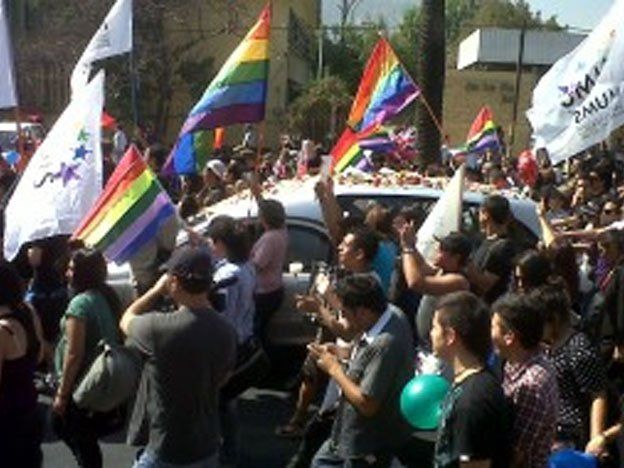 Con un funeral masivo despidieron a Daniel Zamudio, el joven asesinado por neonazis