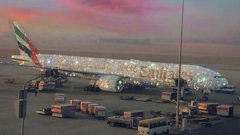 ¿Un avión recubierto de diamantes?