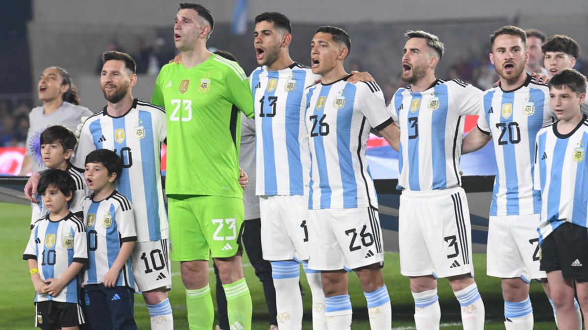 La emoción de la Selección argentina campeona del mundo al saltar a la cancha