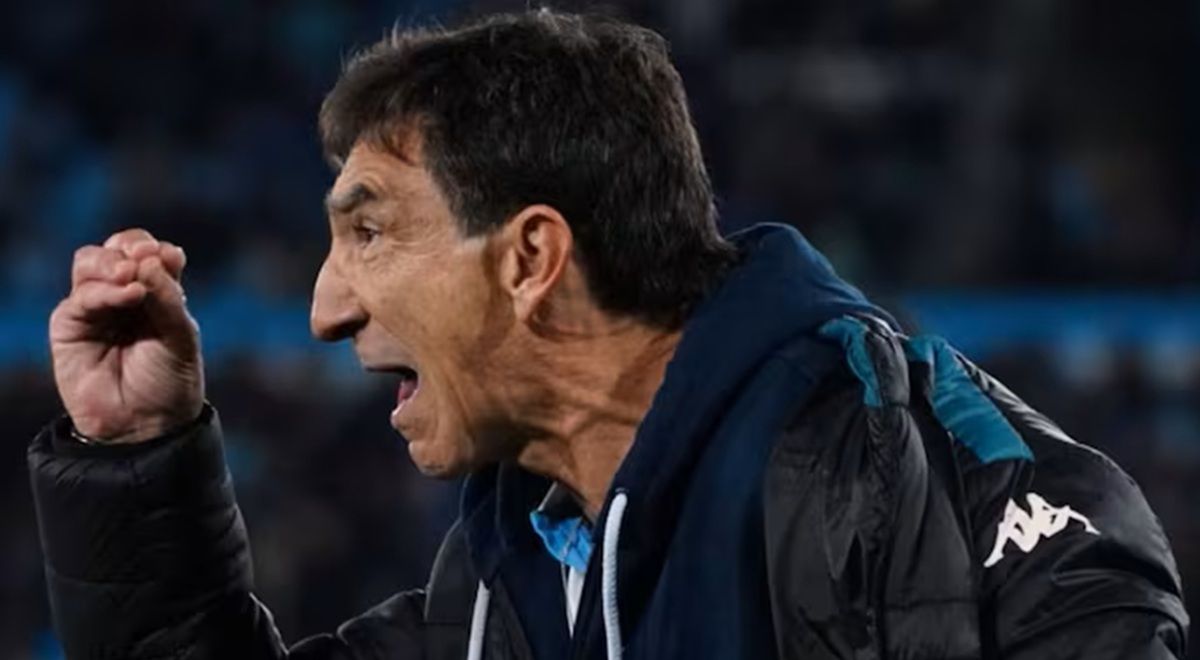 El entrenador no contuvo la bronca.