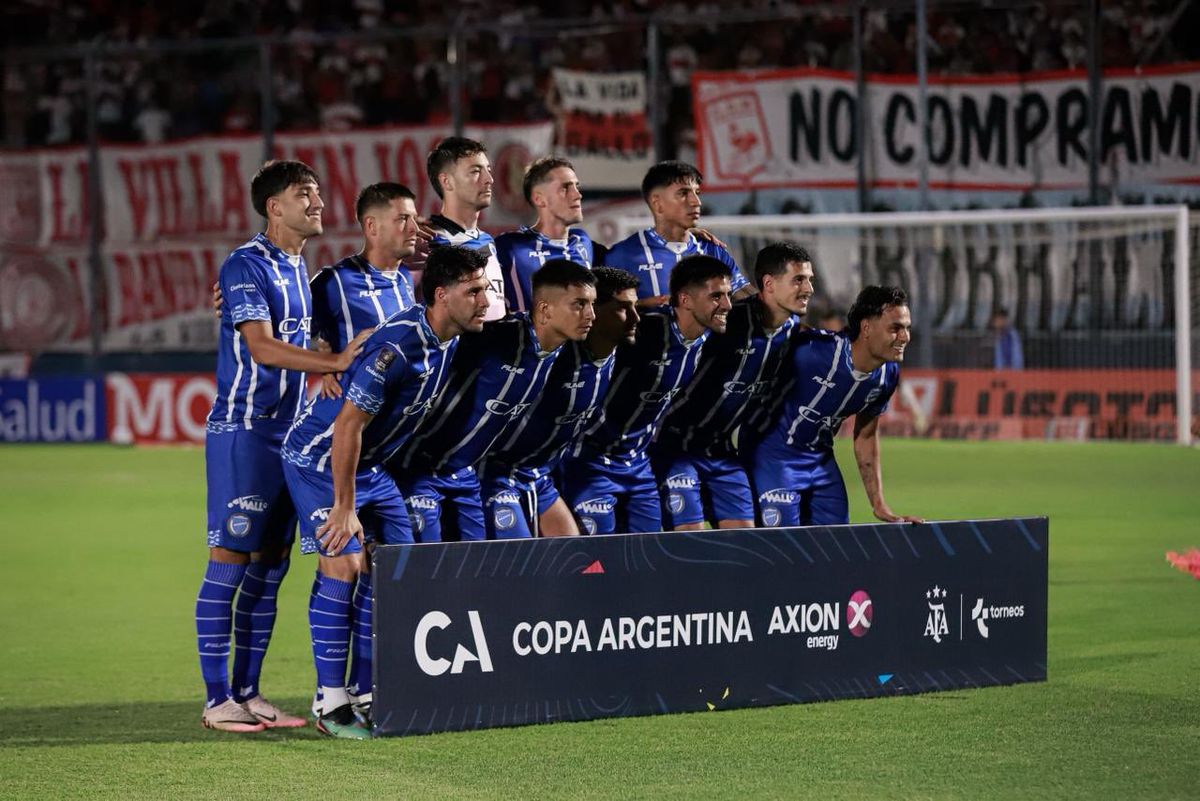 Godoy Cruz viene de ser eliminado por el Deportivo Morón en la Copa Argentina.
