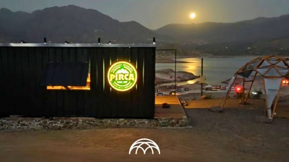 Abre un bar cervecero en uno de los paradores de Potrerillos. Abre un bar cervecero en uno de los paradores de Potrerillos.