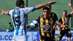 Racing se derrumbó en el segundo tiempo y fue eliminado por Olimpo