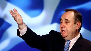 Escocia: Alex Salmond, líder del Sí, anunció que renunciará