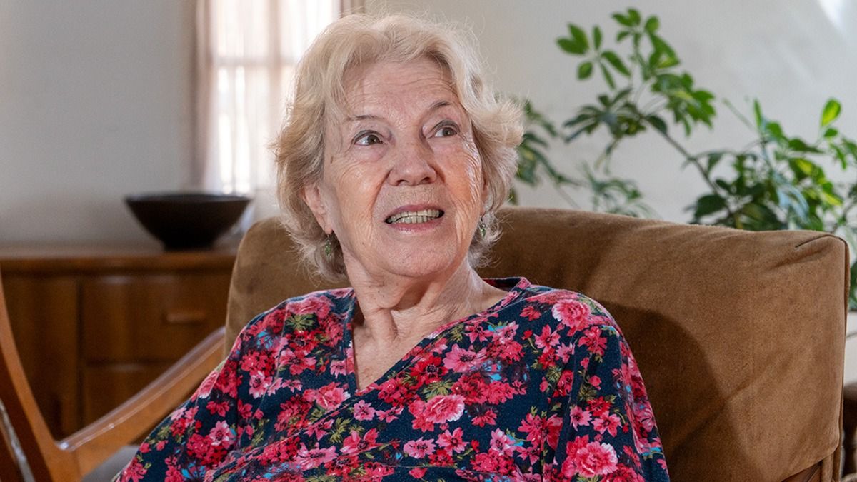 Teresita Saguí cuenta que duerme poco y tiene mucho tiempo para pensar, leer y escribir. Teresita Saguí cuenta que duerme poco y tiene mucho tiempo para pensar, leer y escribir.