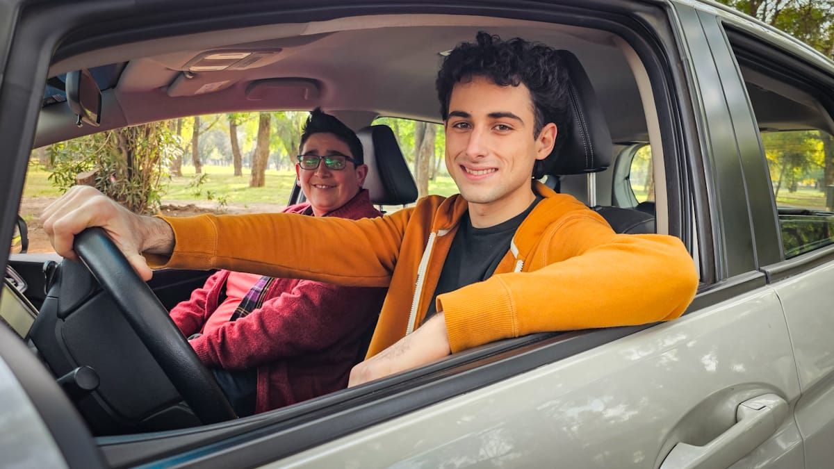 Un mendocino de 21 años creó una app para que estudiantes y profesores compartan viajes en auto.