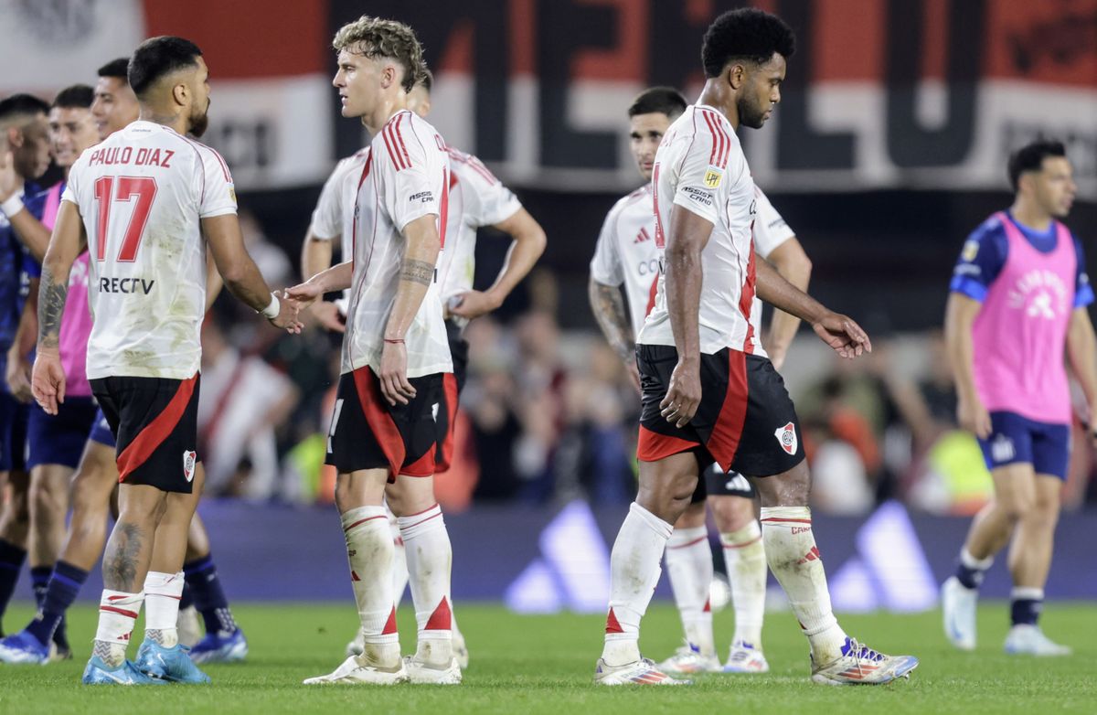 Desaz&oacute;n Monumental. River hizo todo el gasto pero no pudo sumar frente a Talleres de C&oacute;rdoba y se alej&oacute; m&aacute;s del puntero de la Liga Profesional, V&eacute;lez Sarsfield.