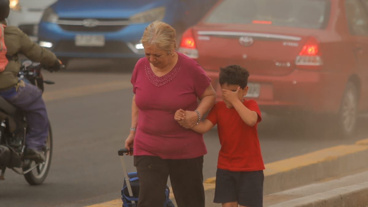 Luego de las fuertes ráfagas de viento, la DGE suspendió las clases en toda la provincia. Luego de las fuertes ráfagas de viento, la DGE suspendió las clases en toda la provincia.