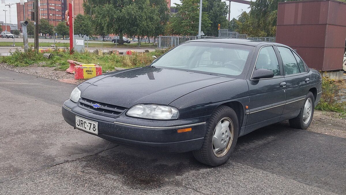 Este auto antiguo fue un éxito en muchos mercados. Este auto antiguo fue un éxito en muchos mercados. 