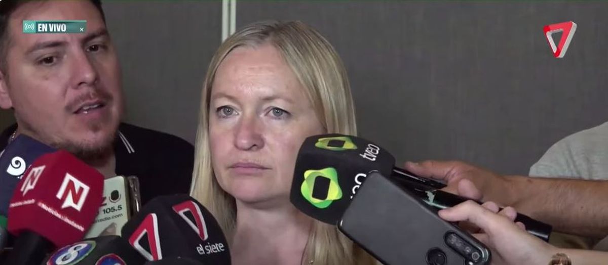 La vicegobernadora Hebe Casado les recomendó a los padres que tengan hijos con autismo que "les compren algo para taparles los oídos". La vicegobernadora Hebe Casado les recomendó a los padres que tengan hijos con autismo que "les compren algo para taparles los oídos".